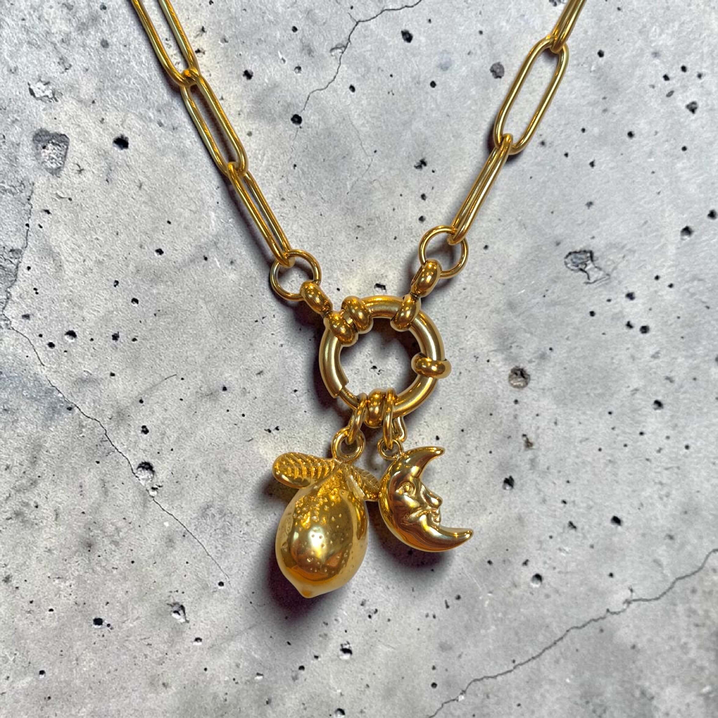 sailor-buckle-necklace-lemon